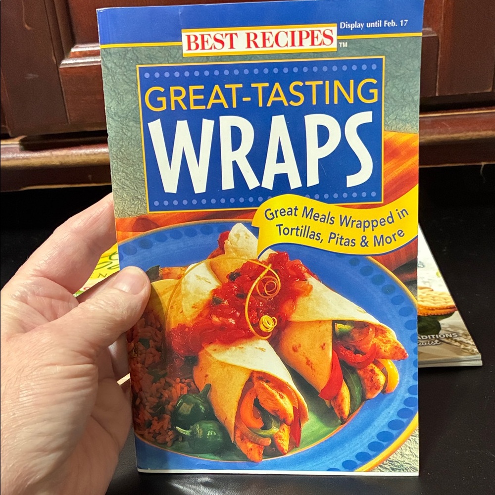 Vintage set of four assorted Cookbook magazines full of recipes - Picture 6 of 16